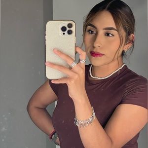 Meet your Posher, Jazmin